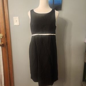 Motherhood Maternity Dress Size M Black w/ White Trim Round NecK
